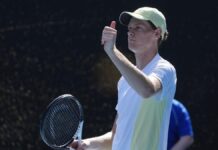 ஆஸ்திரேலிய ஓபன் டென்னிஸ்: ஜன்னிக் சின்னர், இகா ஸ்வியாடெக் 2-வது சுற்றுக்கு முன்னேற்றம்