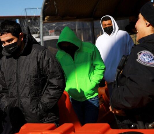 அமெரிக்காவில் இதுவரை சட்டவிரோதமாக குடியேறிய 538 பேர் கைது: 18,000 இந்தியர்களை வெளியேற்ற முடிவு