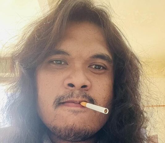 ‘வில்லனை அடித்து ஹீரோவாக வேண்டுமா… என்னை அழைப்பீர்!’ – அடிவாங்கி சம்பாதிக்கும் மலேசிய இளைஞர்