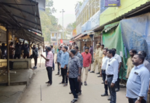 திற்பரப்பு: அருவி நடைபாதை ஆக்கிரமிப்புகள் அகற்றம்