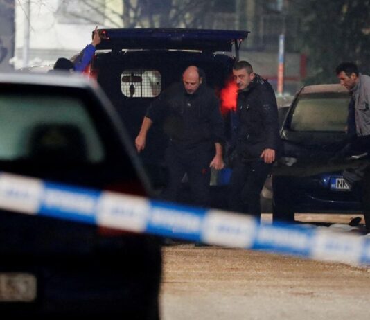 மான்டேனேக்ரோ மது விடுதியில் நடந்த மோதலில் 12 பேர் சுட்டுக் கொலை