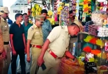 வடசேரி பஸ் நிலையத்தில் கடைகளில் போலீஸ் சோதனை