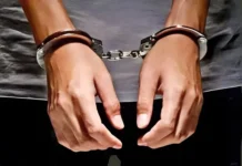 நாகர்கோவிலில் பெட்டி கடைக்காரரை தாக்கிய என்ஜினீயர் கைது