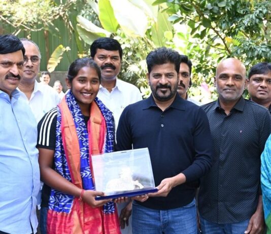 இந்திய கிரிக்கெட் வீராங்கனை திரிஷாவுக்கு ரூ.1 கோடி பரிசுத்தொகை