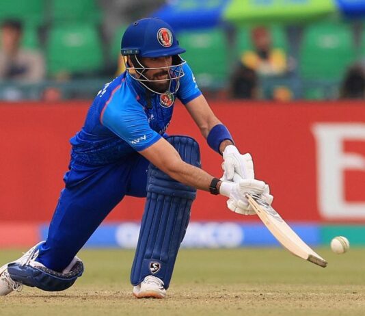 பென் டக்கெட் சாதனையை தகர்த்தார் இப்ராகிம் ஸத்ரன்