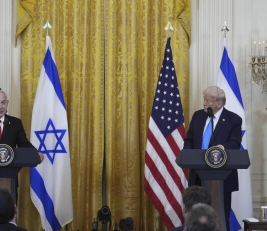 காசா பகுதியை அமெரிக்கா கைப்பற்றும்: டிரம்ப் அறிவிப்பும், பாலஸ்தீனர்கள் எதிர்ப்பும் – பின்னணி என்ன?