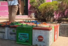 மார்த்தாண்டம்: கடையில் பேட்டரிகள் திருடிய 3 பேர் கைது