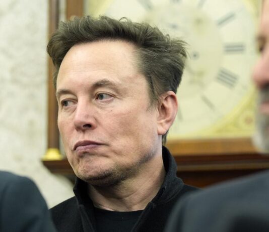 இந்தியாவுக்கு வழங்கிவந்த 21 மில்லியன் டாலர் நிதி நிறுத்தம்: மஸ்க் தலைமையிலான குழு அதிரடி