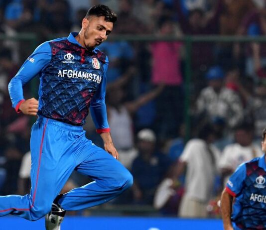 மும்பை இந்தியன்ஸ் அணியில் இணைந்தார் முஜிப் உர் ரஹ்மான்!