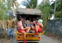 கொல்லங்கோடு: ஆபத்தாக பள்ளி குழந்தைகளை ஏற்றி சென்ற ஆட்டோ