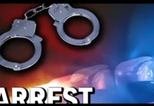 தேங்காபட்டணம்: தடை செய்யப்பட்ட புகையிலை விற்ற 2 பேர் கைது