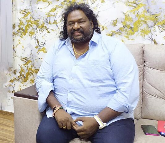 காதலர் தினத்துக்காக ஸ்ரீகாந்த் தேவா உருவாக்கிய ஆல்பம்