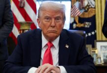 வெளிநாட்டு பணக்காரர்கள் அமெரிக்காவில் நிரந்தரமாக வசிக்க ‘கோல்டு கார்டு’ திட்டம் அறிமுகம் – விலை ரூ.43 கோடி