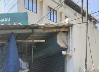 தக்கலை: பழக்கடையில் பூட்டை உடைத்துக் கொள்ளை