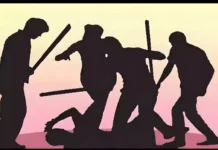 கருங்கல்: சாலையில் வாலிபர்கள் தாக்குதல்; கண்டு கொள்ளாத போலீஸ்