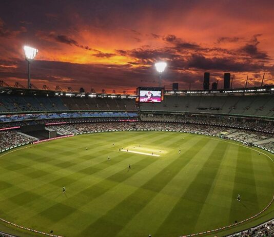 150-வது வருட கொண்டாட்டம்: இங்கிலாந்து – ஆஸ்திரேலியா பகலிரவு டெஸ்டில் மோதல்