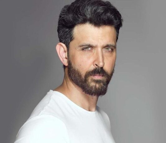 பாடல் காட்சி ஒத்திகையில் ஹிருத்திக் ரோஷன் காயம்