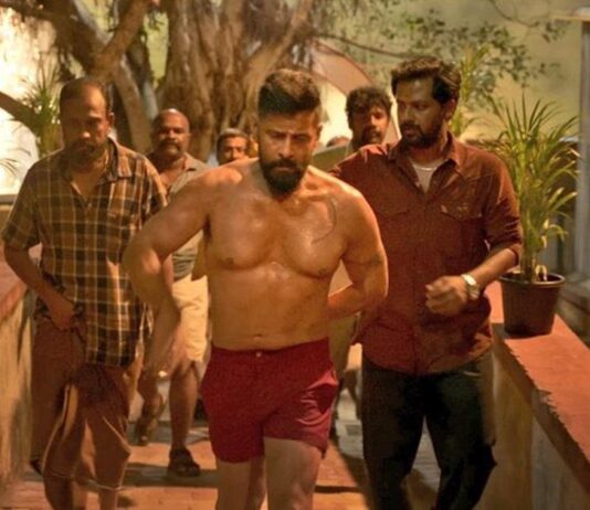 விக்ரமின் மாஸ் ஆக்ஷன் அவதாரம் – ‘வீர தீர சூரன் – பார்ட் 2’ ட்ரெய்லர் எப்படி?