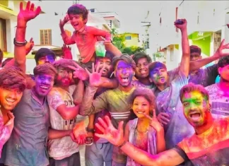 நாகர்கோவிலில் ஹோலி பண்டிகை கொண்டாட்டம்