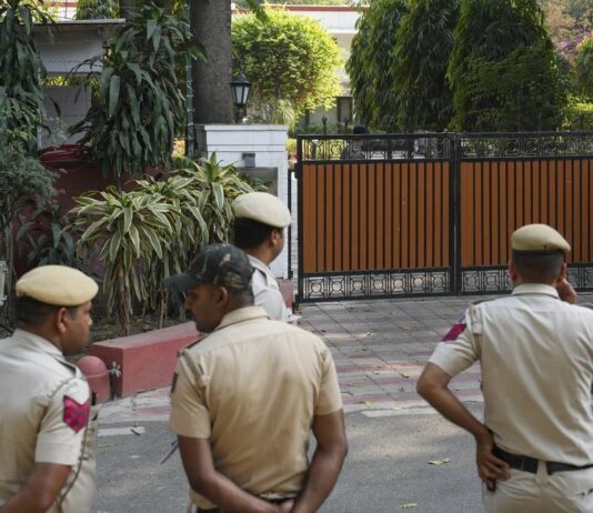 நீதிபதி வீட்டில் பணம் சிக்கிய விவகாரம்: விசாரணை குழு ஆய்வு தொடக்கம்