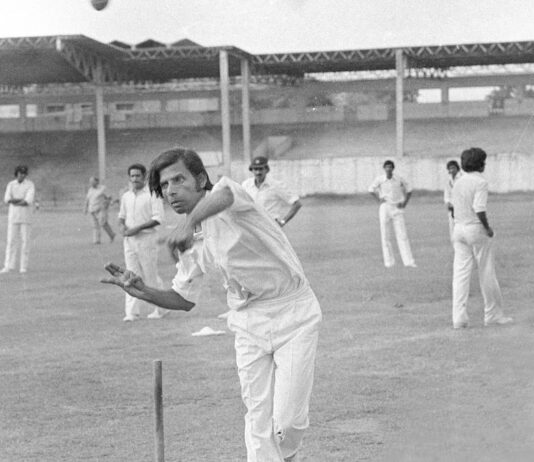 இந்திய அணியில் விளையாடாத கிரேட் ஸ்பின்னர் பத்மாகர் ஷிவால்கர் காலமானார்!