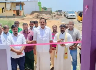 பூத்துறை மீனவர் ஓய்வறையை திறந்து வைத்த ராஜேஷ் குமார் எம்.எல்.ஏ.