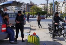 “சிரியாவில் அமைதியை நிலைநாட்டுவோம்” – மோதல்களுக்கு இடையே அதிபர் மக்களுக்கு அழைப்பு