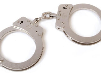 கன்னியாகுமரியில் பொள்ளாச்சி பெண்கள்.. பஸ் ஸ்டாண்டில் கையும் களவுமாக சிக்கி.. ஒரே அசிங்கம்