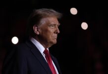 வெனிசுலாவில் இருந்து எண்ணெய், எரிவாயு இறக்குமதி செய்தால் 25% வரி: அமெரிக்காவின் அறிவிப்பால் இந்தியாவுக்கு பாதிப்பு?