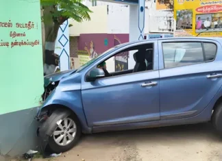 திங்கள்சந்தை: பயணிகள் நிழற்குடையில் மோதிய கார்