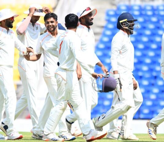 கேரளாவை 342 ரன்களுக்கு மடக்கி முன்னிலை பெற்றது விதர்பா அணி