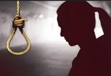 மண்டைக்காடு: இளம்பெண் தூக்கு போட்டு தற்கொலை