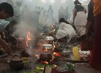 மண்டைக்காடு: பகவதி அம்மன் கோயிலில் இன்று பொங்கலிட்ட பெண்கள்