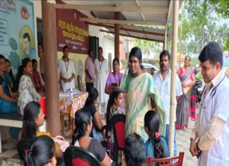 கொல்லங்கோடு: அரசு சுகாதார நிலையத்தை பார்வையிட்ட கலெக்டர்