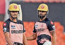 அதிர்ச்சி தோல்வியில் இருந்து மீளுமா பஞ்சாப்? – கொல்கத்தா நைட்ரைடர்ஸுடன் இன்று மோதல்