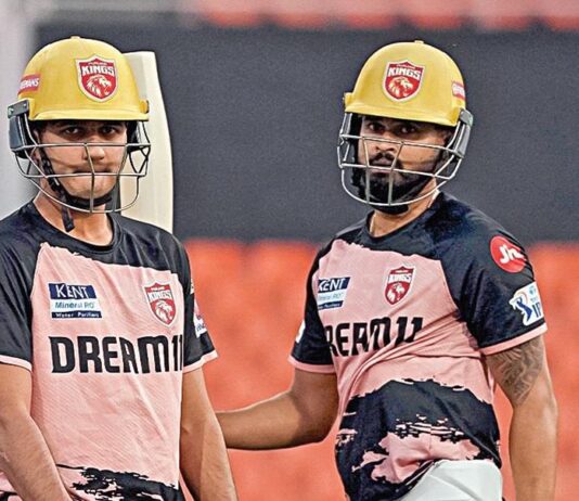 அதிர்ச்சி தோல்வியில் இருந்து மீளுமா பஞ்சாப்? – கொல்கத்தா நைட்ரைடர்ஸுடன் இன்று மோதல்