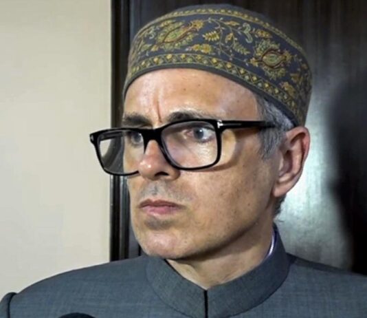 பஹல்காம் தாக்குதல்: உமர், மெகபூபா ரியாக்ஷன் முதல் நிவாரண நிதி அறிவிப்பு வரை