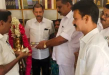 மண்டைக்காடு: ஆன்மீக புத்தக நிலையம் திறந்த முதல்வர்