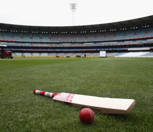 கால் இறுதி சுற்றில் ஆர்எம்கே அணி!