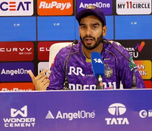 ‘ஆடுகளத்தின் சாதக, பாதகம் பார்ப்பதில்லை’ – சொல்கிறார் வெங்கடேஷ் ஐயர்