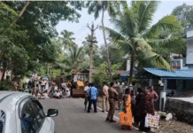 கடையாலுமூடு: பாதை பிரச்சனை; பொதுமக்கள் சாலை மறியல்