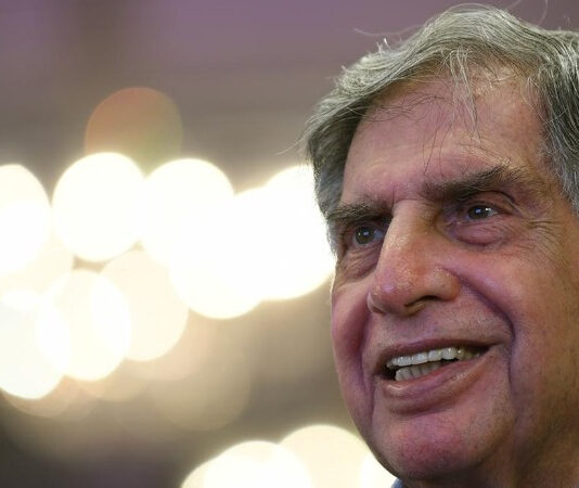 ரத்தன் டாட்டாவுக்கு பாரத ரத்னா விருது வழங்க வேண்டும்: ஆந்திர துணை சபாநாயகர் கோரிக்கை