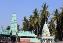 இரணியல்: கோவிலில் புகுந்து பணம் திருட்டு