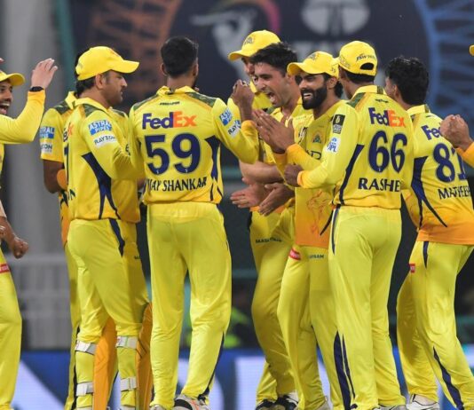 சேப்பாக்கம் ஆடுகளம் மேம்பட வேண்டும்: சிஎஸ்கே கேப்டன் தோனி வலியுறுத்தல்