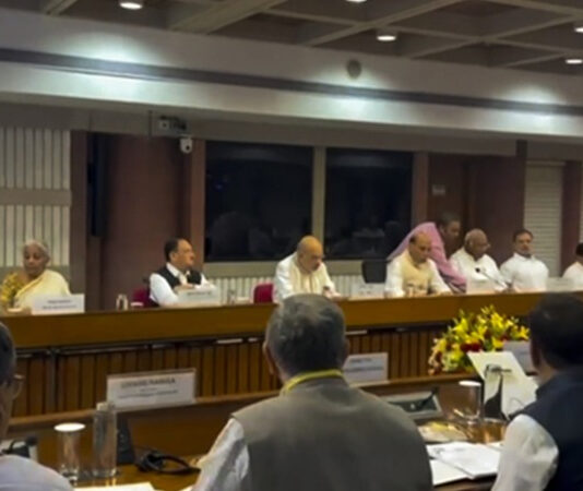 பஹல்காம் பகுதியில் பாதுகாப்பு இல்லாதது ஏன்? – எதிர்க்கட்சிகள் கேள்விக்கு மத்திய அரசு விளக்கம்