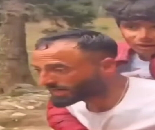 பஹல்காமில் சுற்றுலா பயணிகளை காப்பாற்றிய உள்ளூர்வாசிகள்