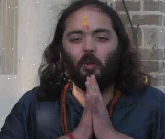 ஆனந்த் அம்பானியின் 170 கி.மீ. பாதயாத்திரை நிறைவு