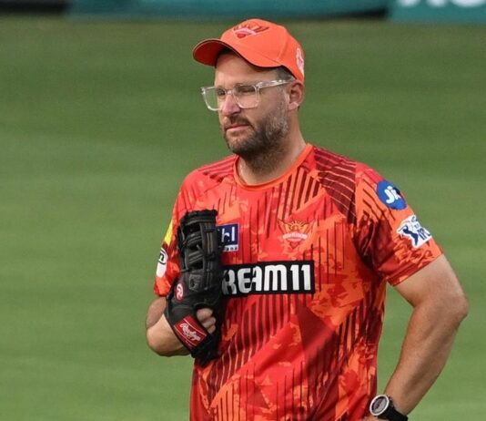 ‘ஹைதராபாத்தின் அதிரடி தொடரும்’ – பயிற்சியாளர் வெட்டோரி அறிவிப்பு