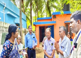 ராஜாக்கமங்கலம்: சுனாமி காலனியில் ஆட்சியர் ஆய்வு