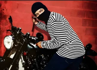 குளச்சல்: மீன்பிடித் தொழிலாளியின் பைக் திருட்டு